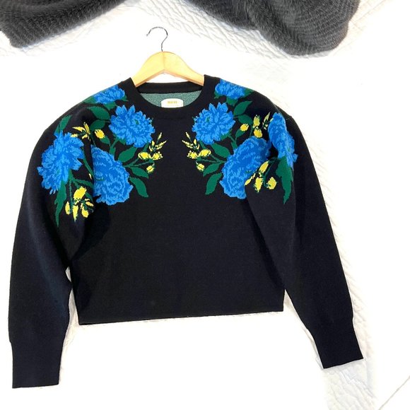 Anthropologie Maeve Camryn Cropped Sweater with Blue Black Floral Design - Picture 7 of 7